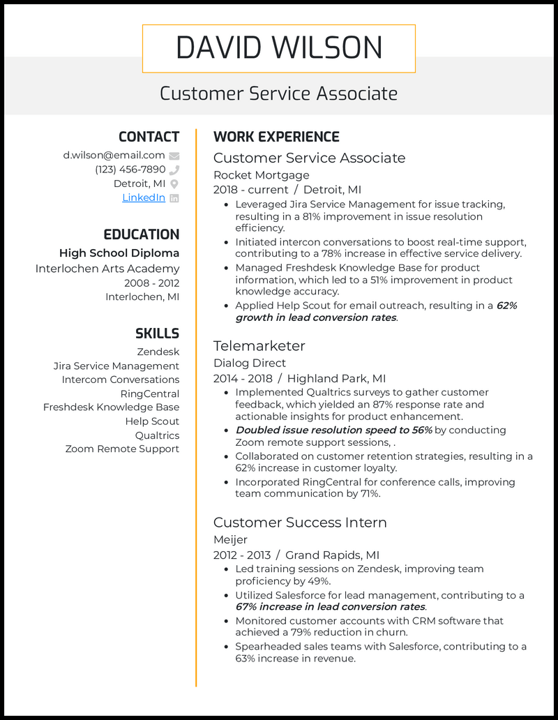 Customer service associate 3 resume example with 10+ years' experience