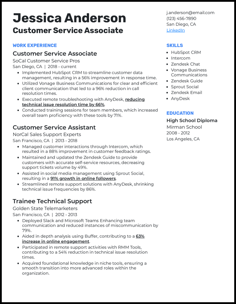 Customer service associate 4 resume example with 10+ years of experience