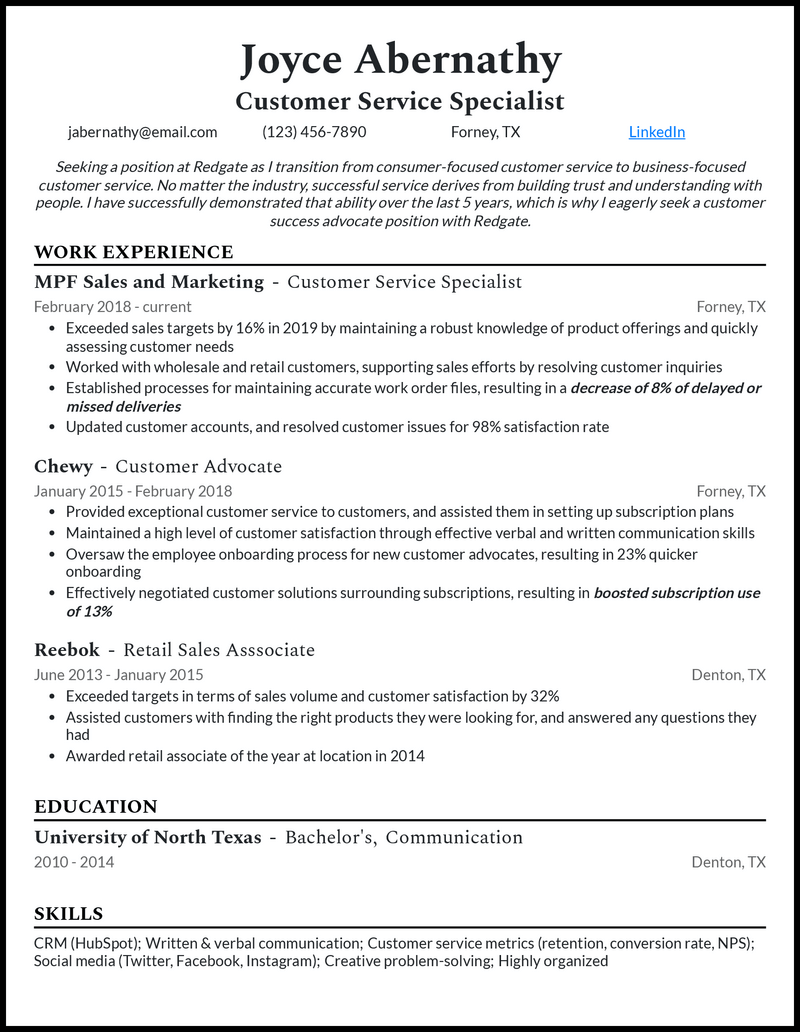 Modern customer service specialist resume example with 7+ years experience