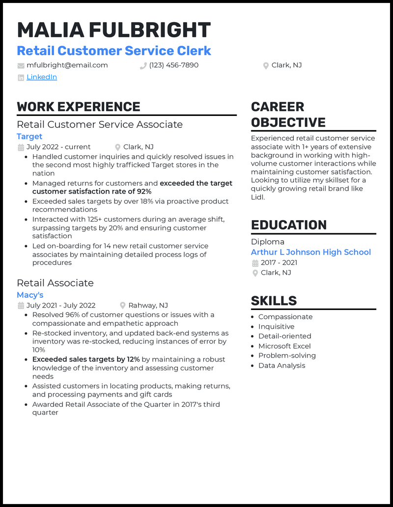 Retail customer service resume example with 4+ years experience