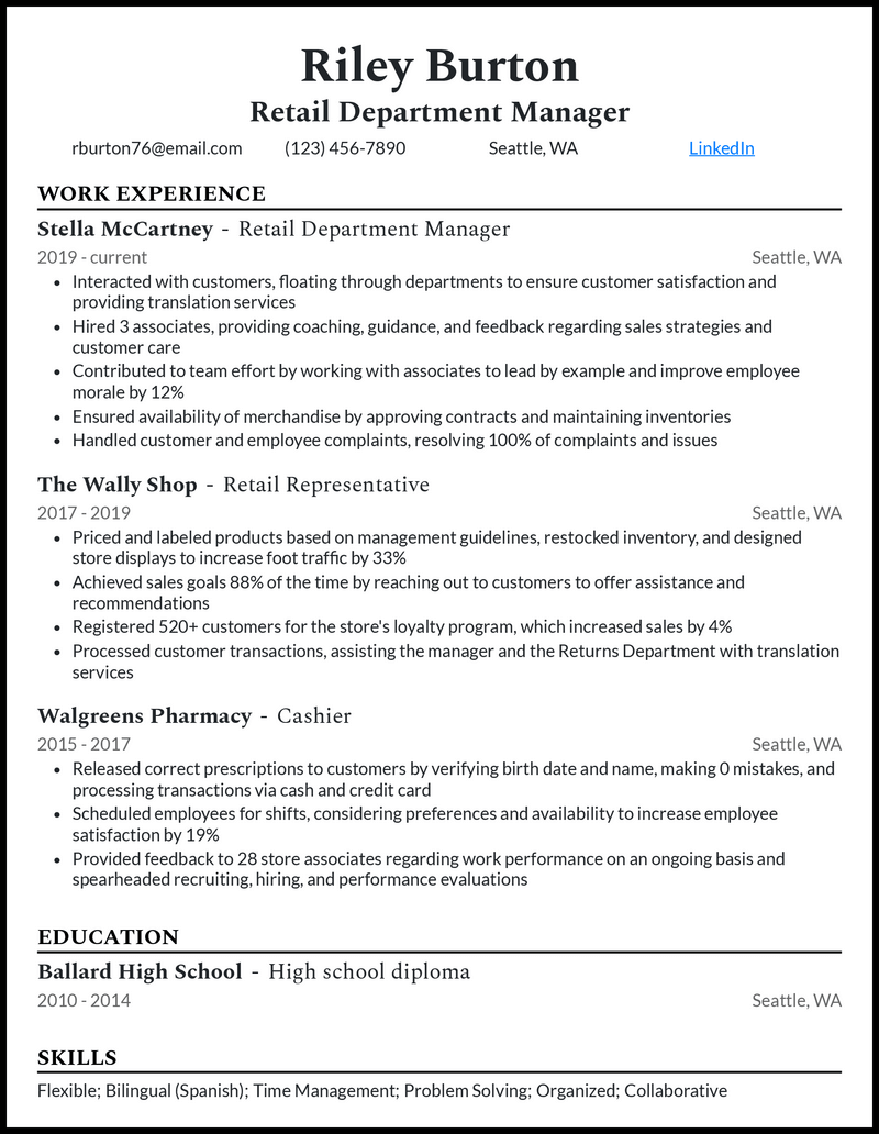 Modern retail department manager resume example with 4+ years experience