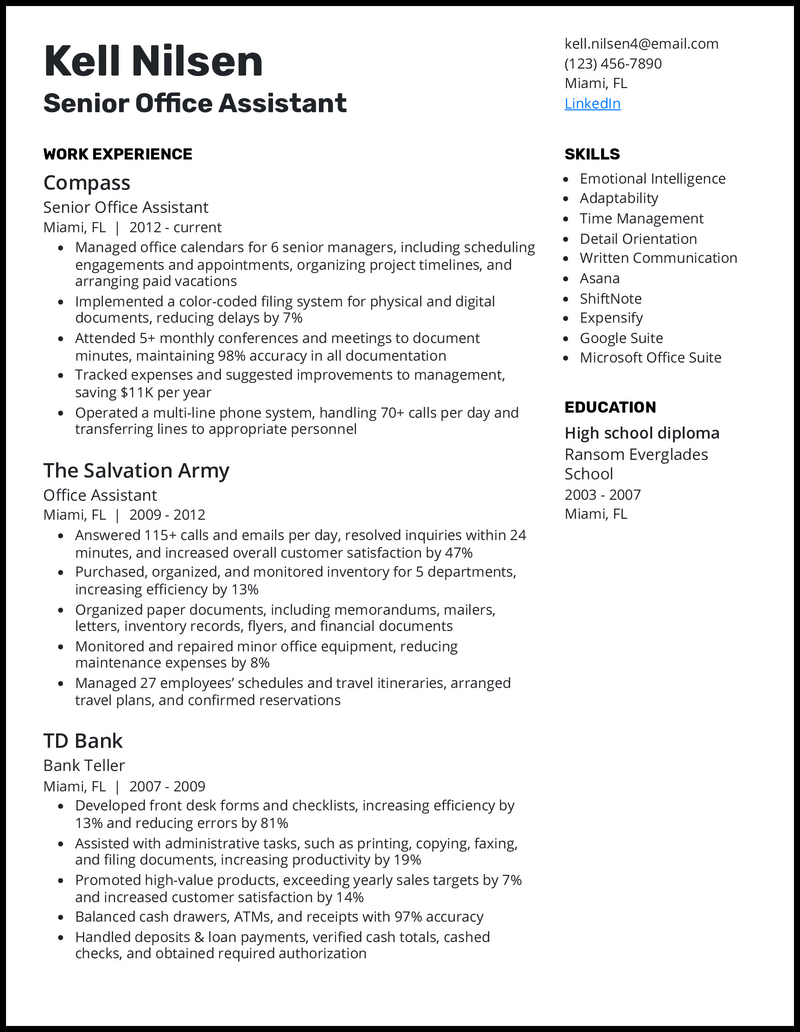 7 Office Assistant Resume Examples [& Templates]